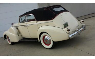 Lasalle-1938-Pastel-yellow-Red-20