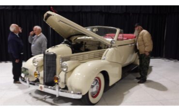 Lasalle-1938-Pastel-yellow-Red-8