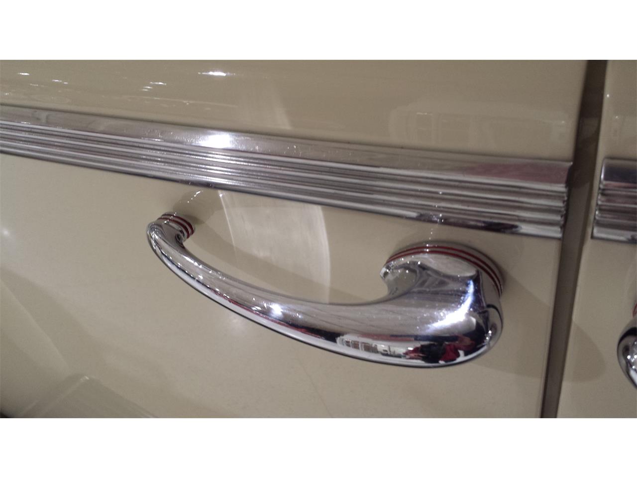 Lasalle-1938-Pastel-yellow-Red-9