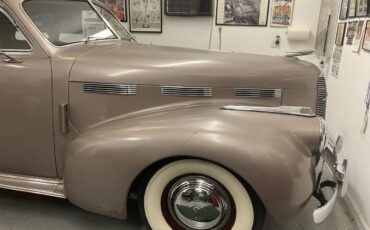 Lasalle-1940-Beige-No.7-Beige-1