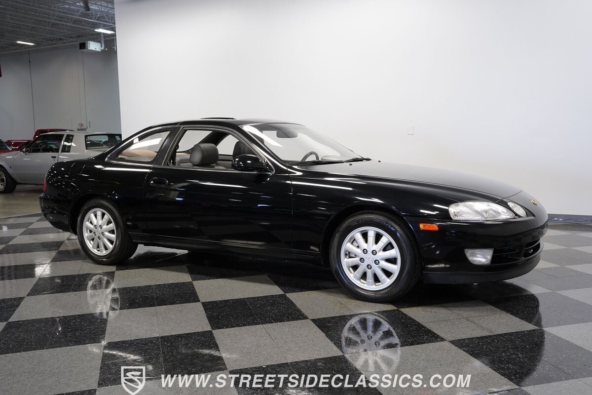 Lexus-SC-1992-Coupe-12