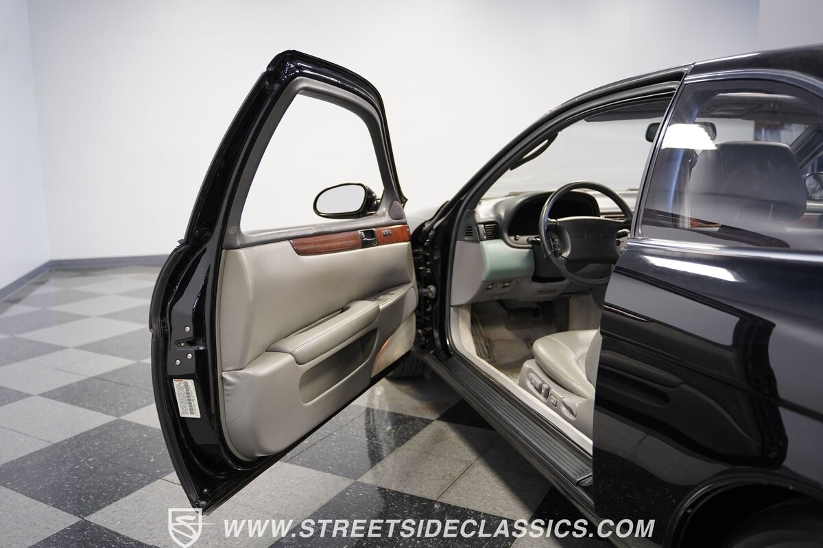 Lexus-SC-1992-Coupe-33