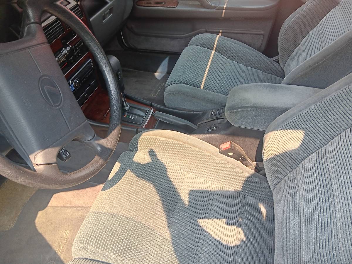Lexus-es-250-1991-white-5