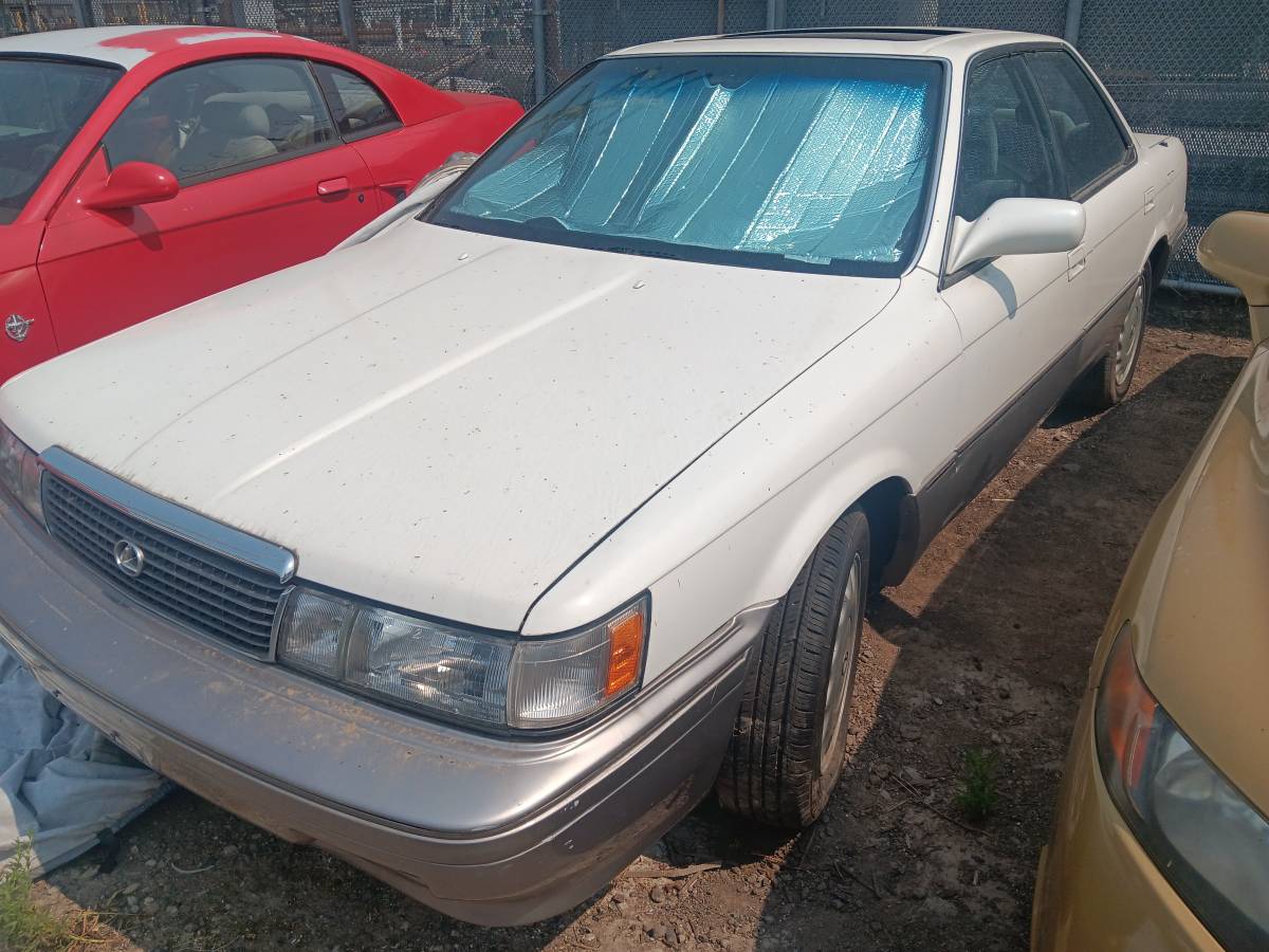 Lexus-es-250-1991-white