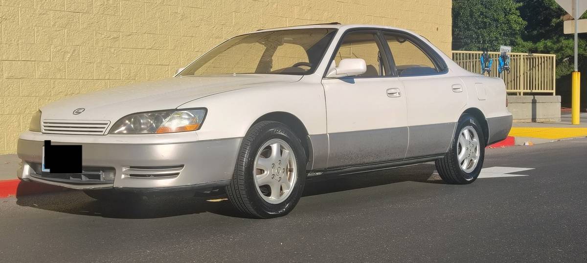 Lexus-es-300-1995-white-1