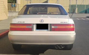 Lexus-es-300-1995-white-5