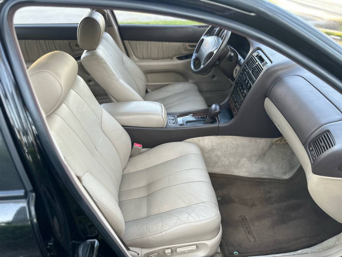 Lexus-gs-300-1995-black-15