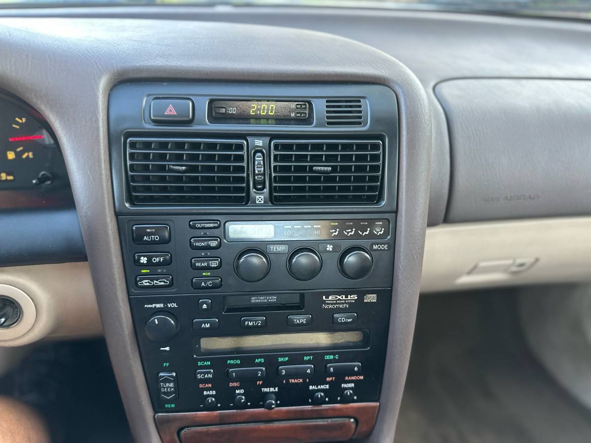 Lexus-gs-300-1995-black-19