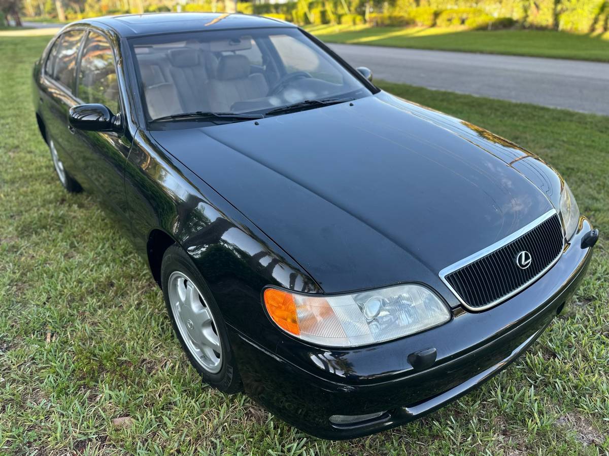 Lexus-gs-300-1995-black-2