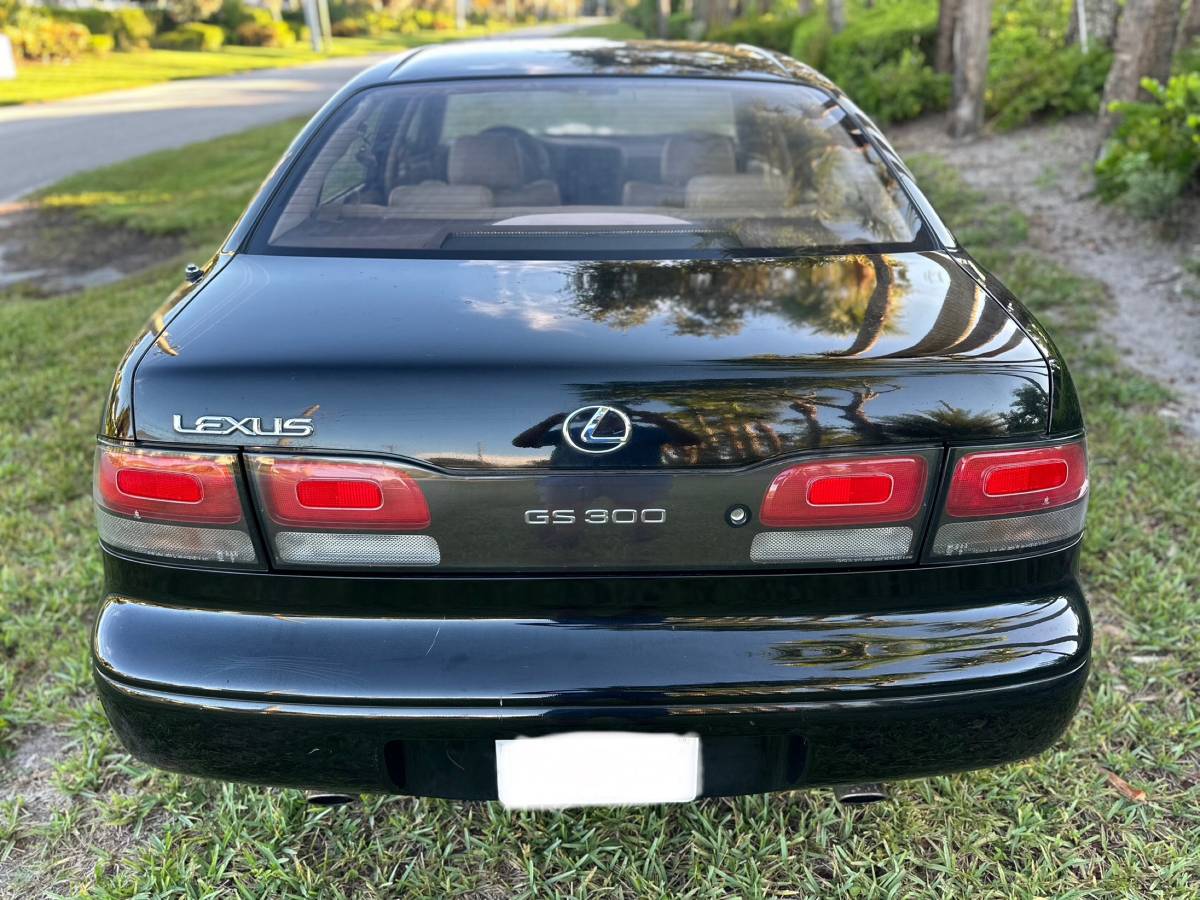 Lexus-gs-300-1995-black-5