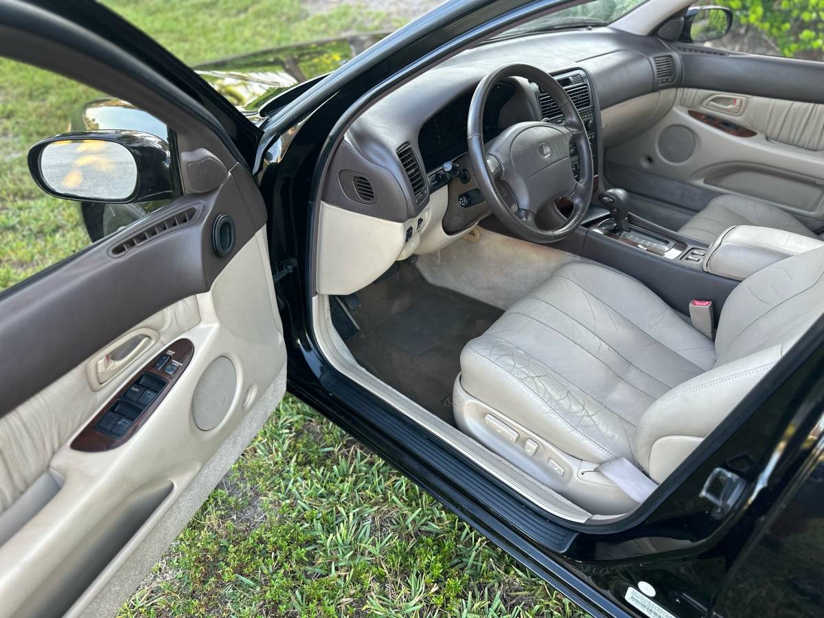 Lexus-gs-300-1995-black-8