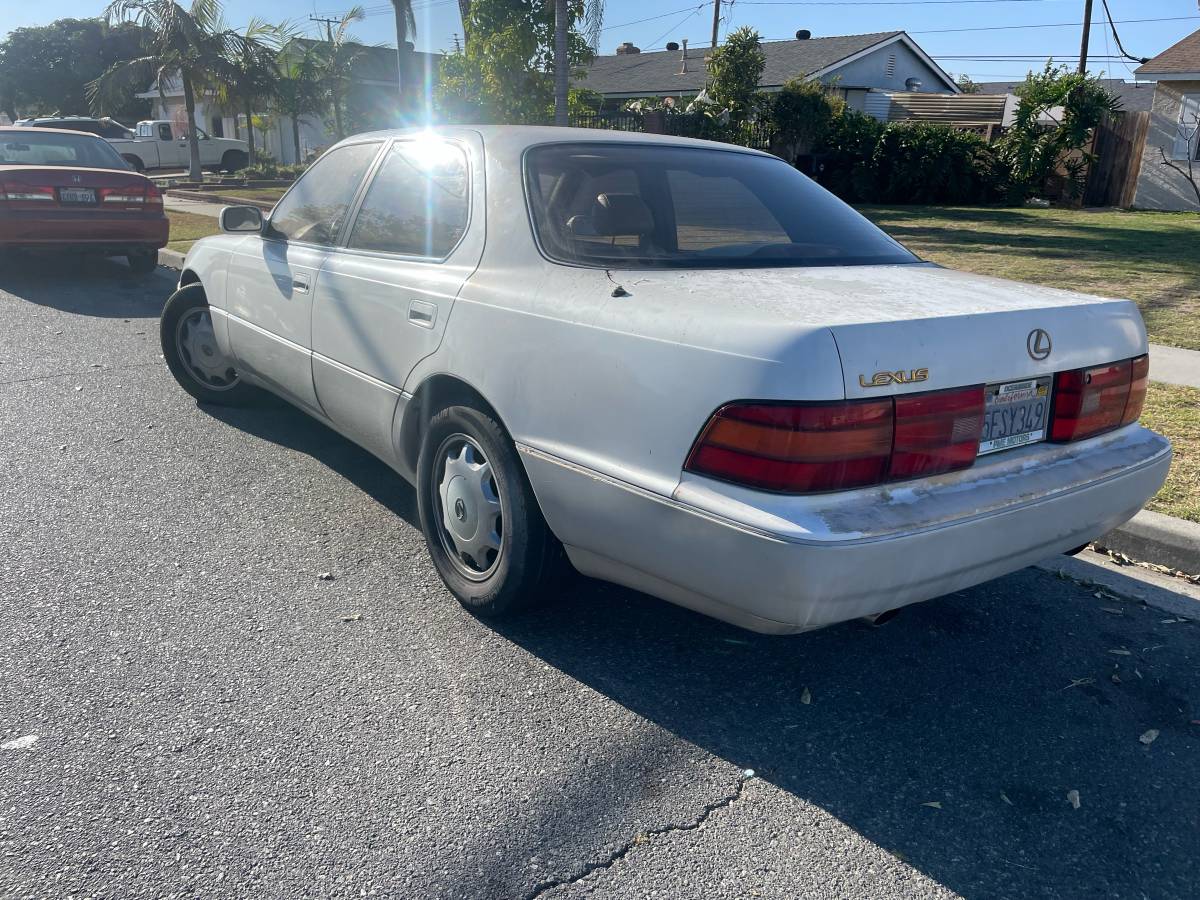 Lexus-ls-400-1994-1
