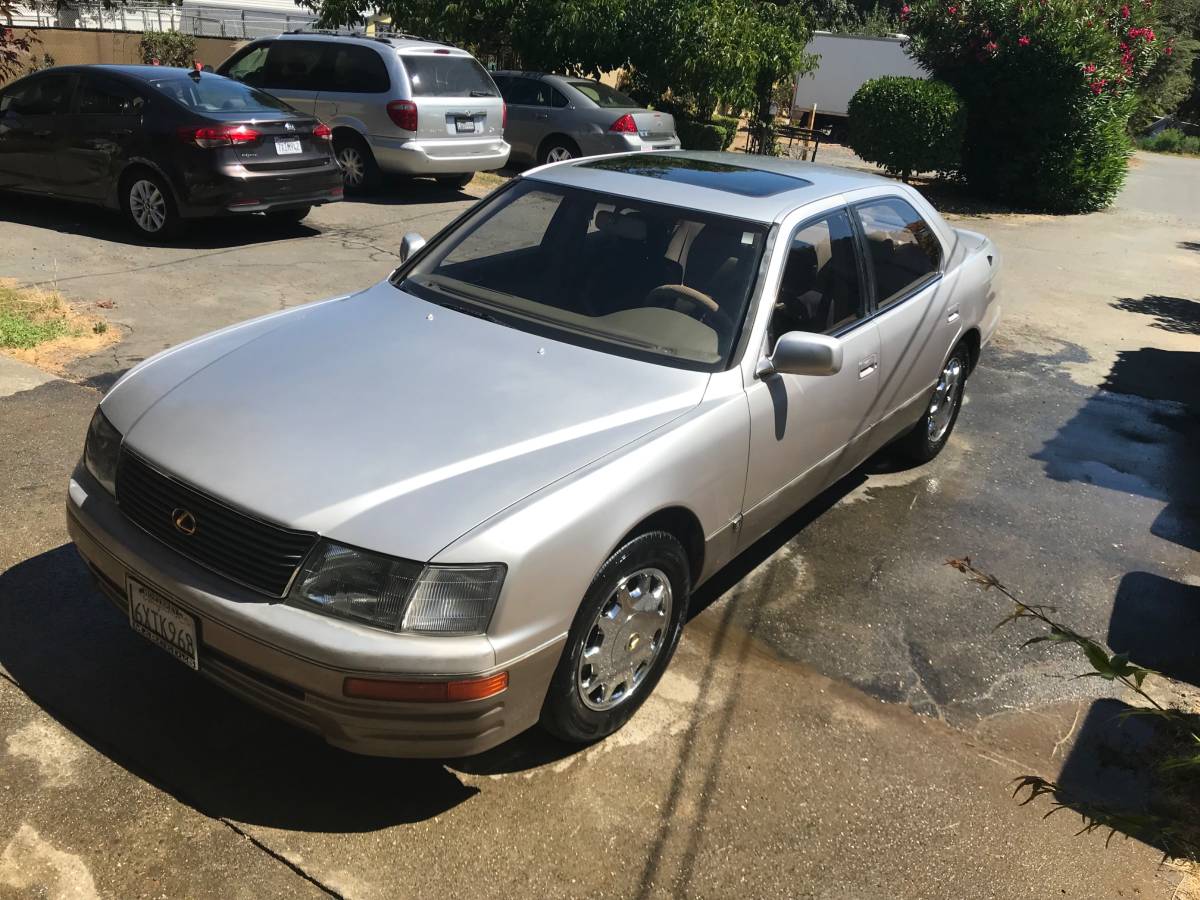 Lexus-ls-400-1995-silver-13