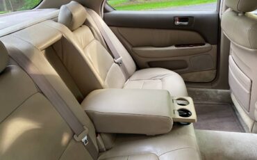 Lexus-ls-400-4-door-sedan-1995-black-10