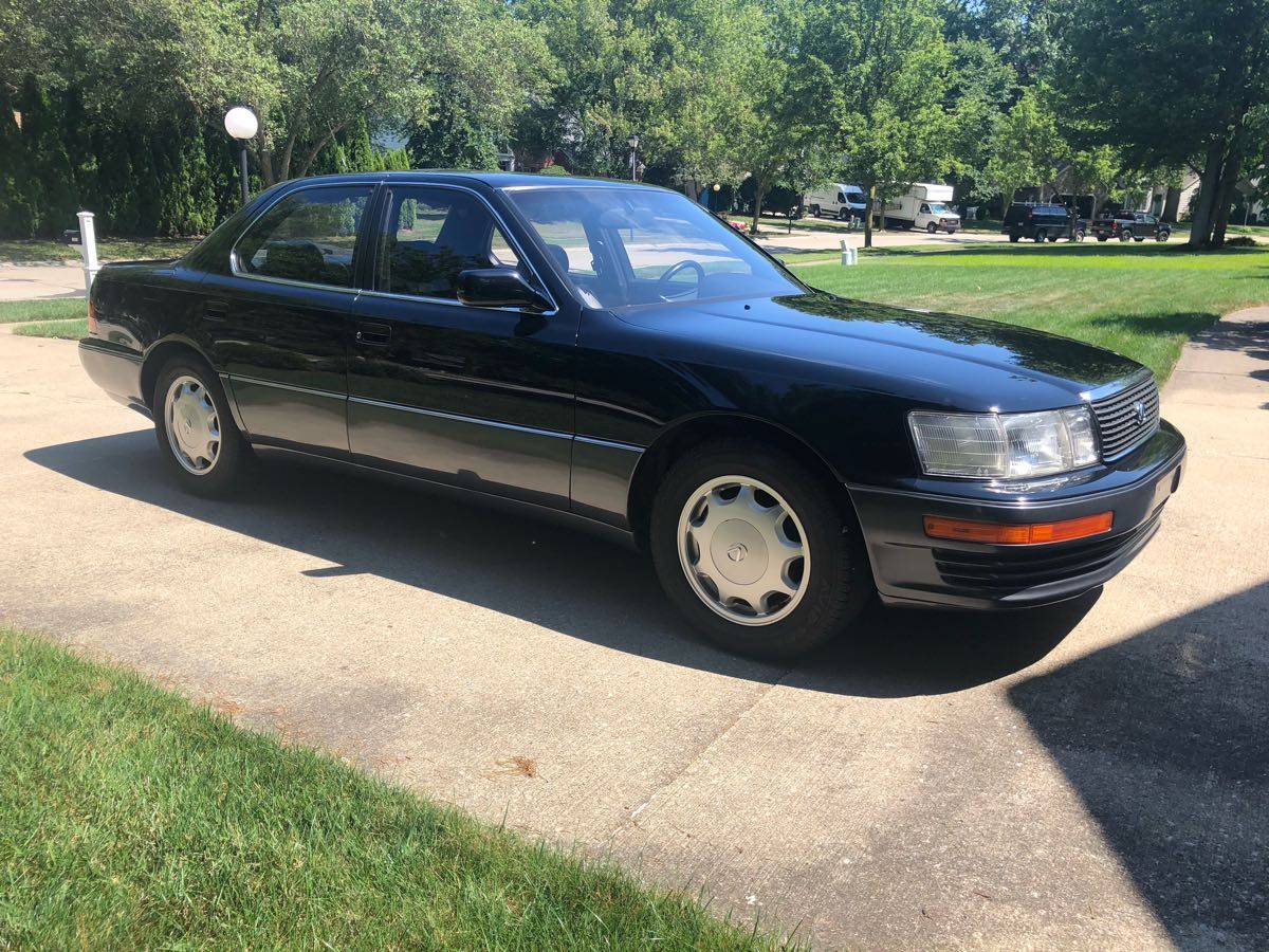 Lexus-ls400-1993-black-1