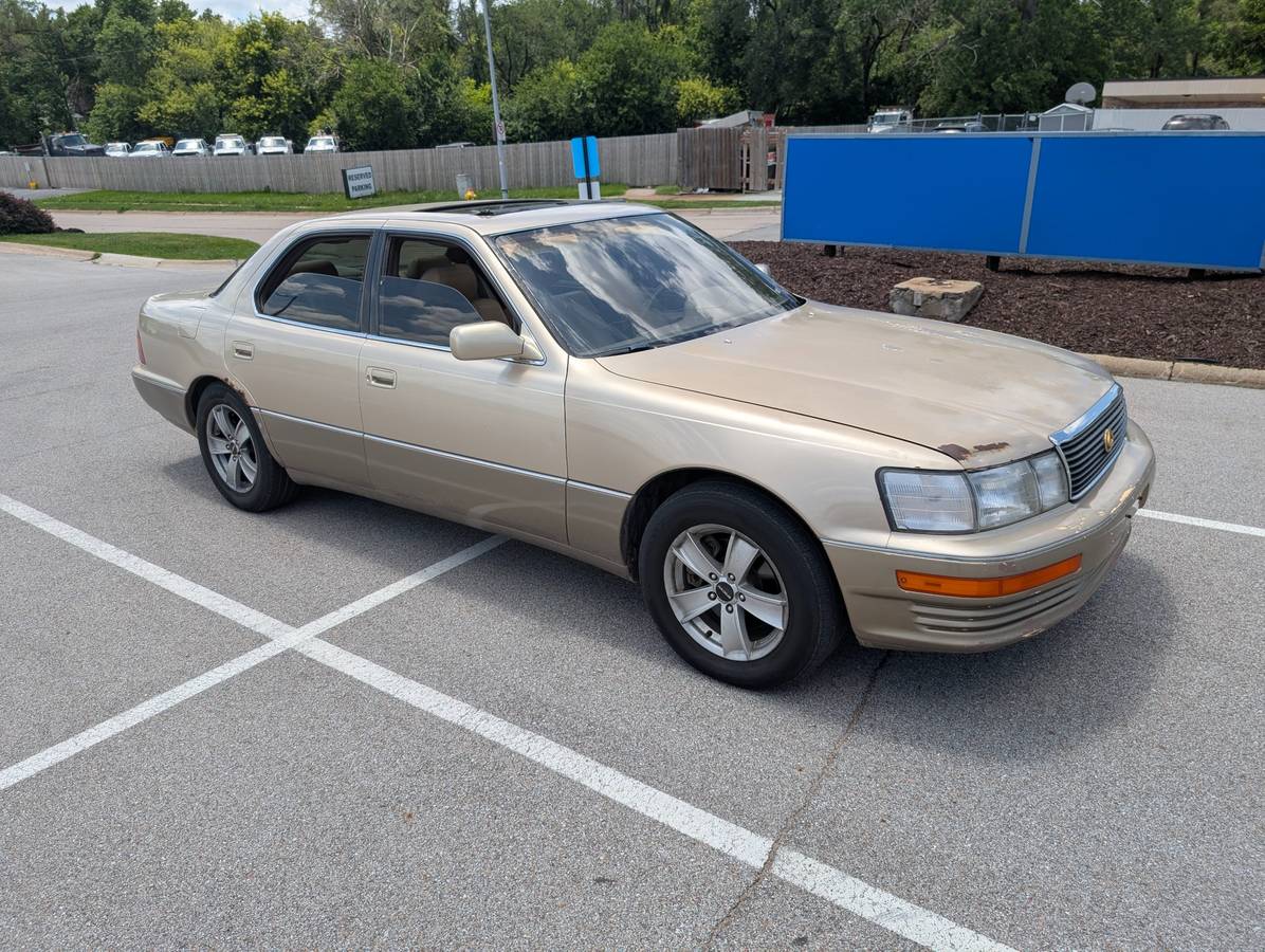 Lexus-ls400-1994-custom-14