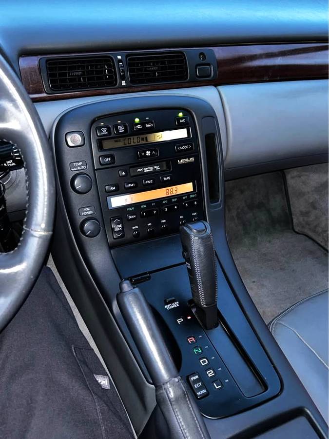 Lexus-sc300-1992-black-1