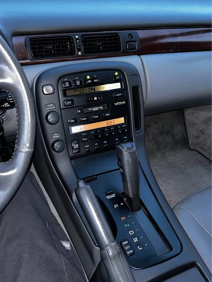 Lexus-sc300-1992-black-1