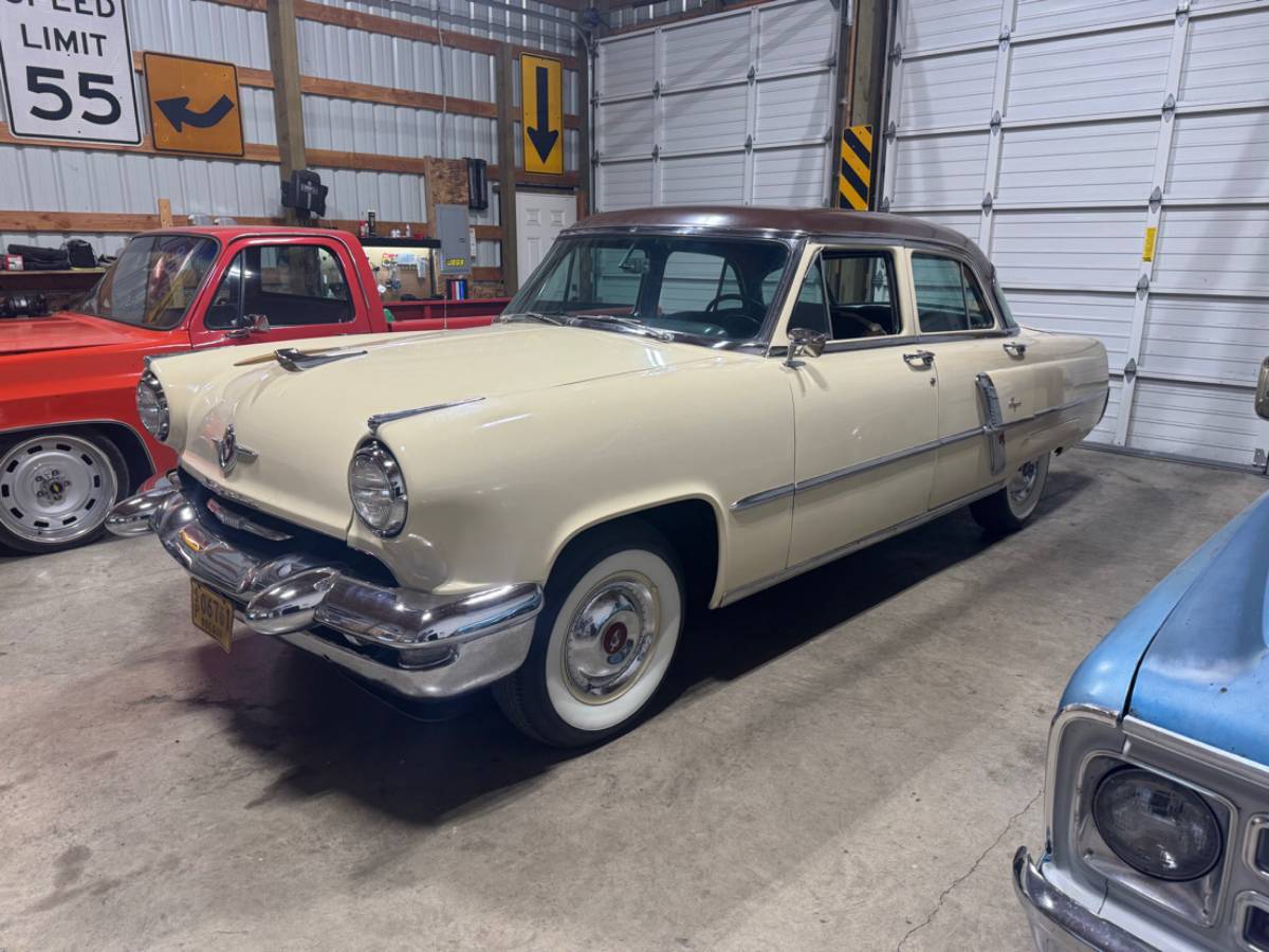 Lincoln-1952-custom-4