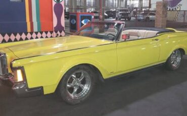 Lincoln-1971-yellow-8