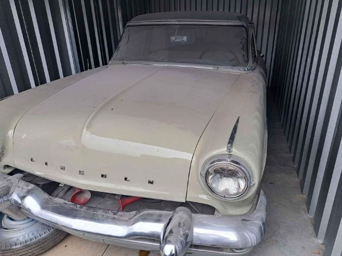 Lincoln-Capri-1953-Tan-2