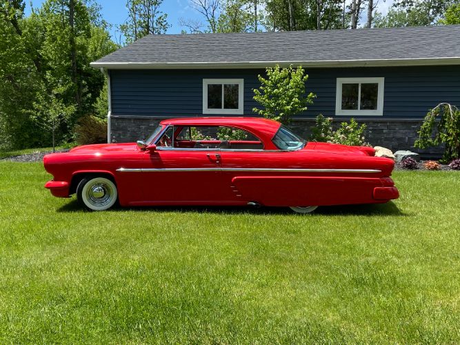 Lincoln-Capri-1955-Red-Light-Gray-Leather-5