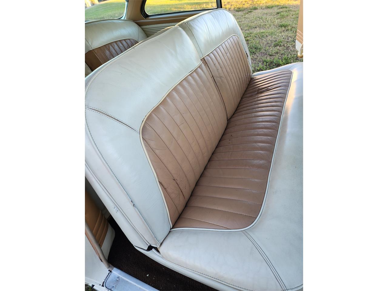 Lincoln-Capri-1955-beigewhite-beige-white-11