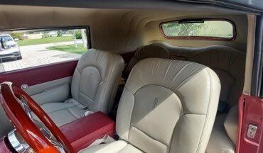 Lincoln-Continental-1941-Red-9