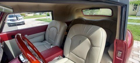 Lincoln-Continental-1941-Red-9
