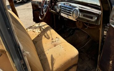Lincoln-Continental-1942-9