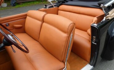 Lincoln-Continental-1947-Convertible-16