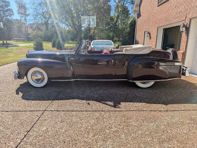 Lincoln-Continental-1947-Maroon-11