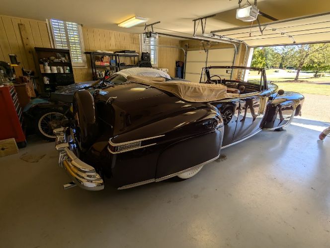 Lincoln-Continental-1947-Maroon-42
