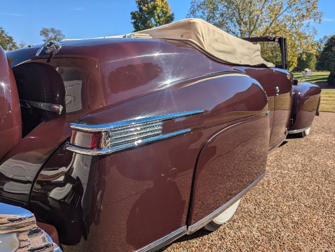 Lincoln-Continental-1947-Maroon-44