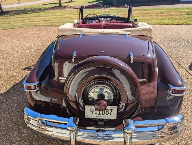 Lincoln-Continental-1947-Maroon-49