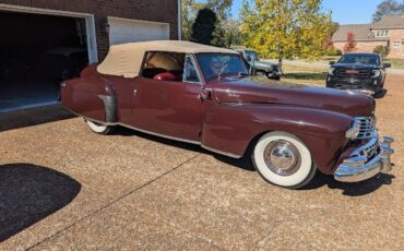 Lincoln-Continental-1947-Maroon-5