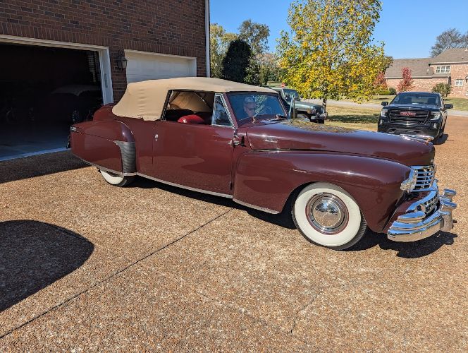 Lincoln-Continental-1947-Maroon-5