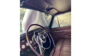 Lincoln-Continental-1947-Red-Light-Red-4