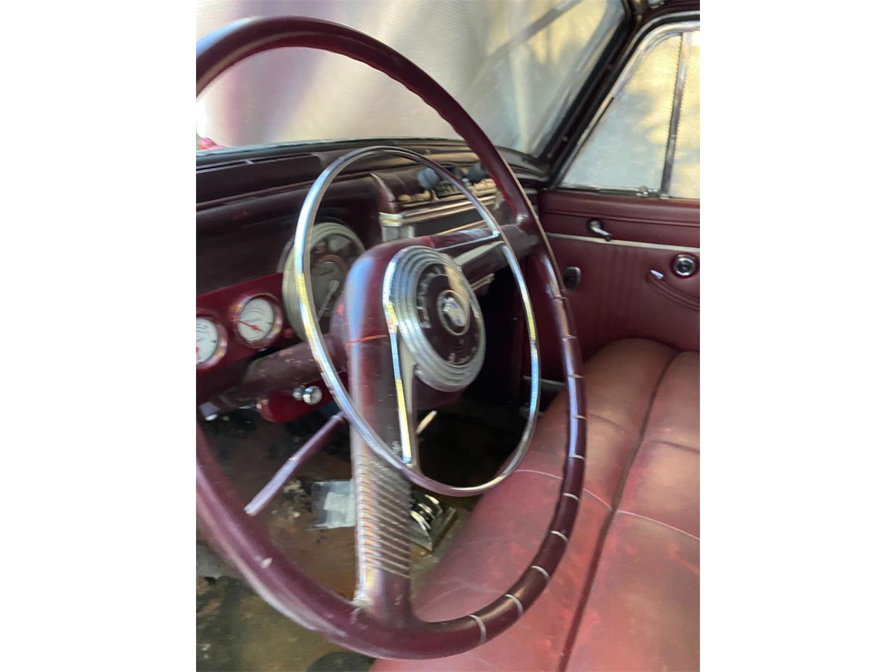 Lincoln-Continental-1947-Red-Light-Red-5