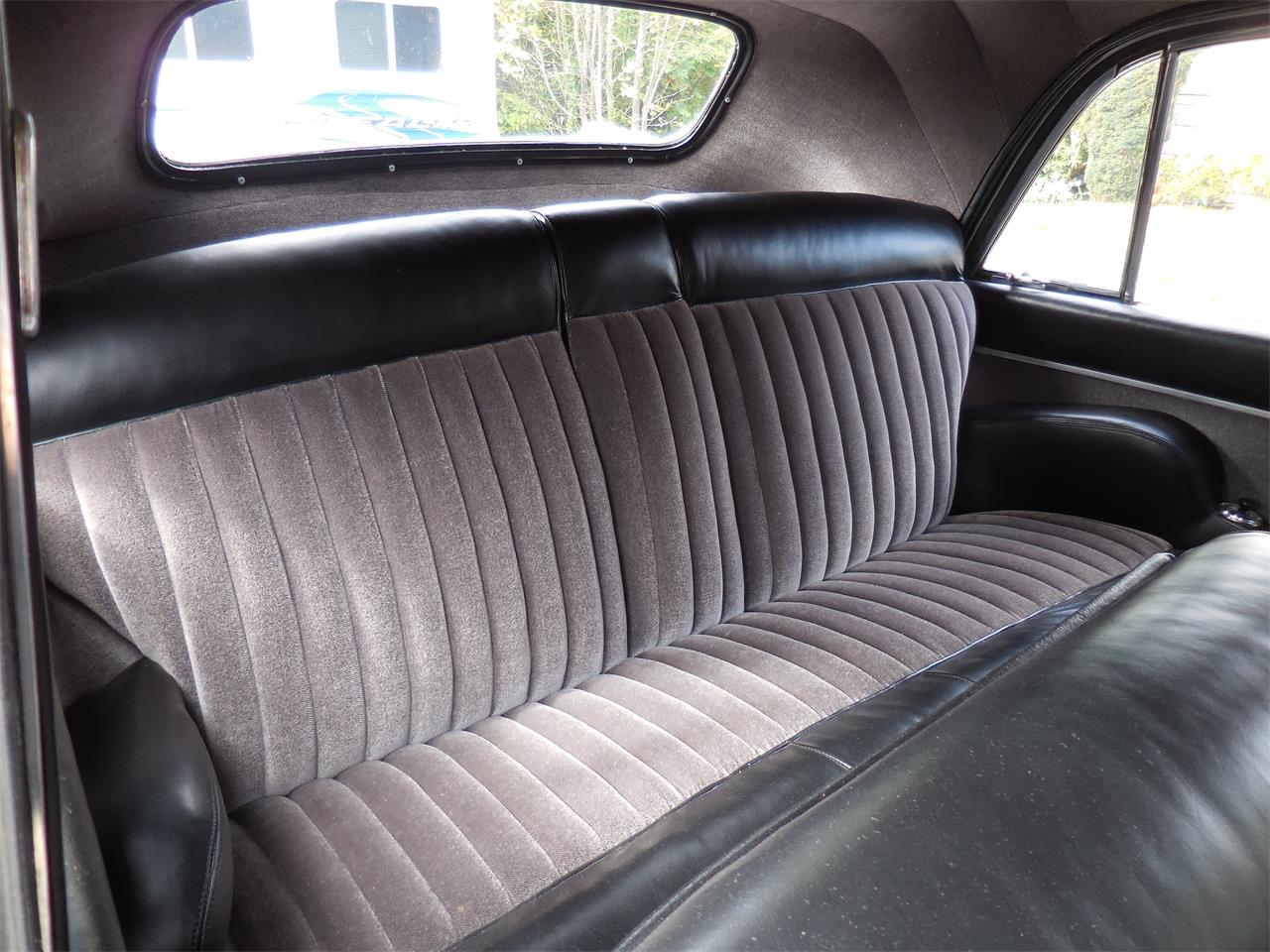 Lincoln-Continental-1948-Black-Gray-11