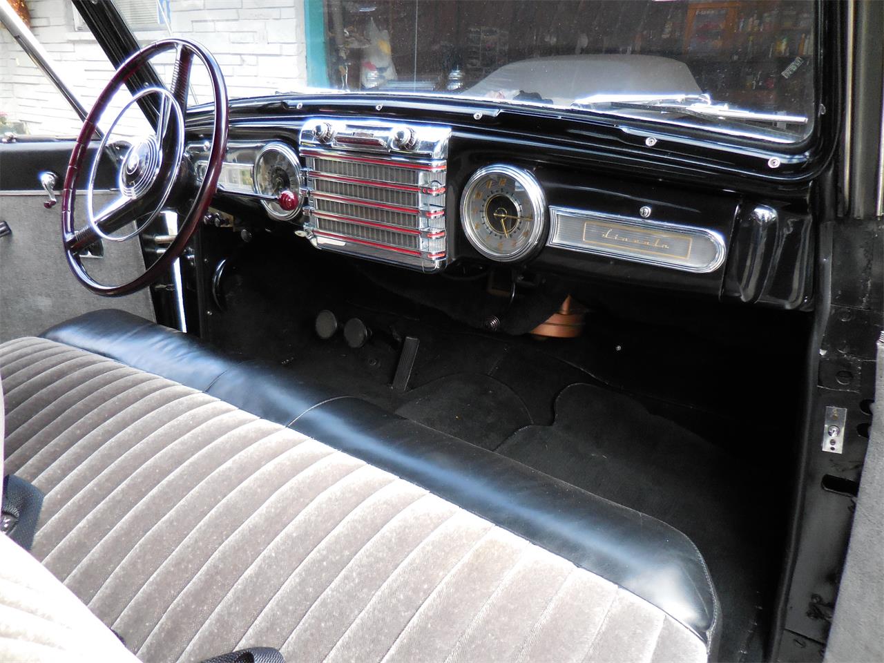 Lincoln-Continental-1948-Black-Gray-3