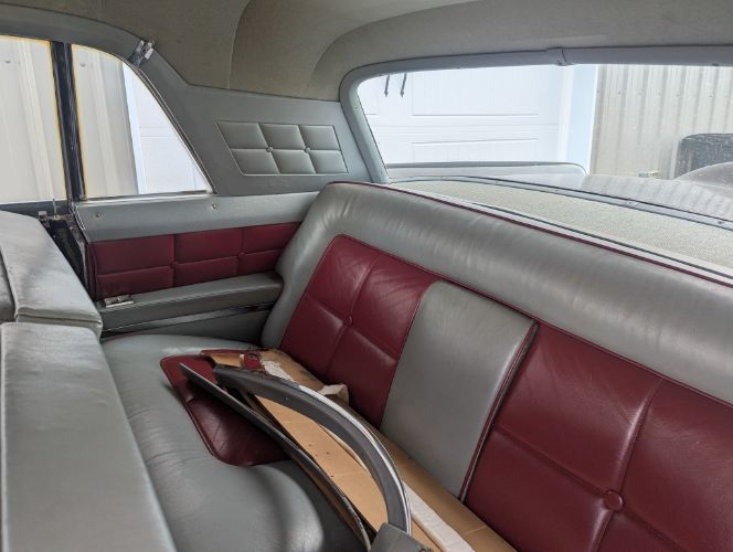 Lincoln-Continental-1956-14