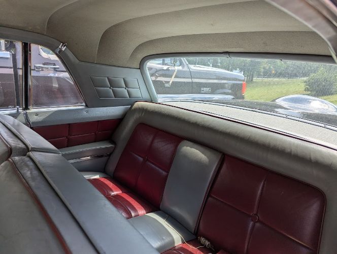 Lincoln-Continental-1956-15