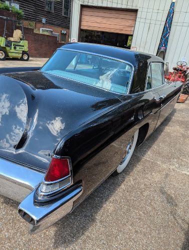 Lincoln-Continental-1956-5
