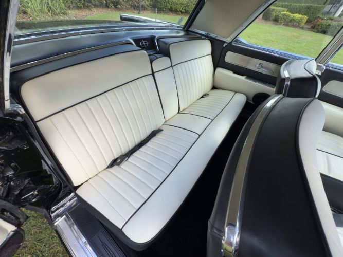 Lincoln-Continental-1962-Black-BlackWhite-10