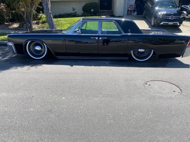 Lincoln-Continental-1963-1