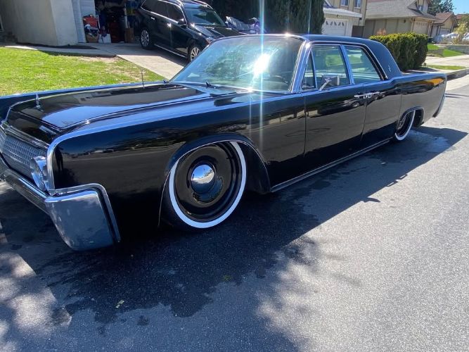 Lincoln-Continental-1963-3