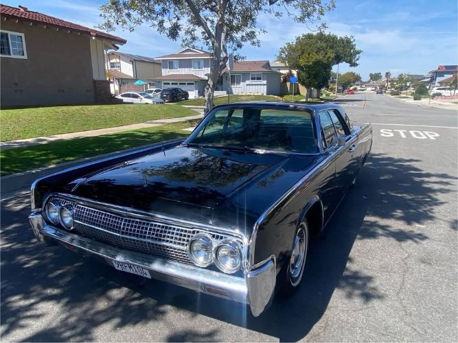 Lincoln-Continental-1963-8