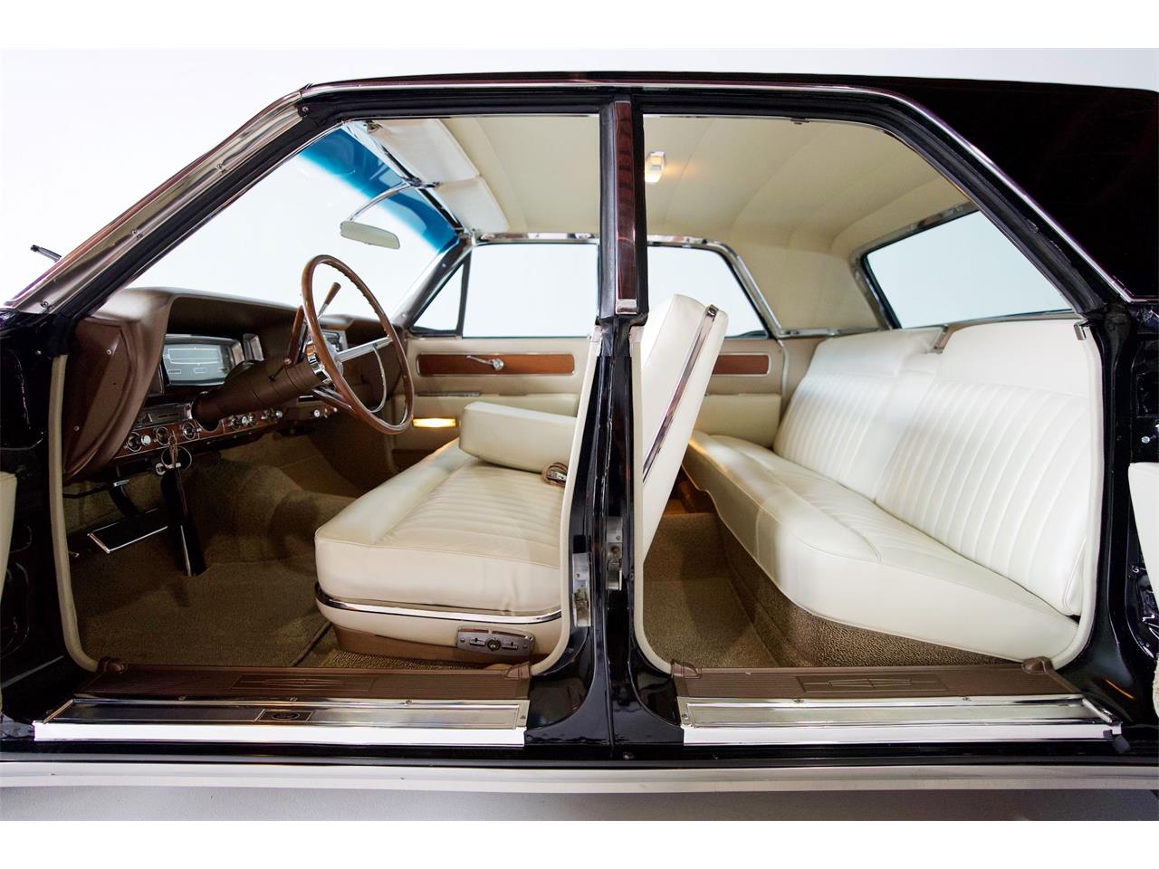 Lincoln-Continental-1963-Black-Beige-3