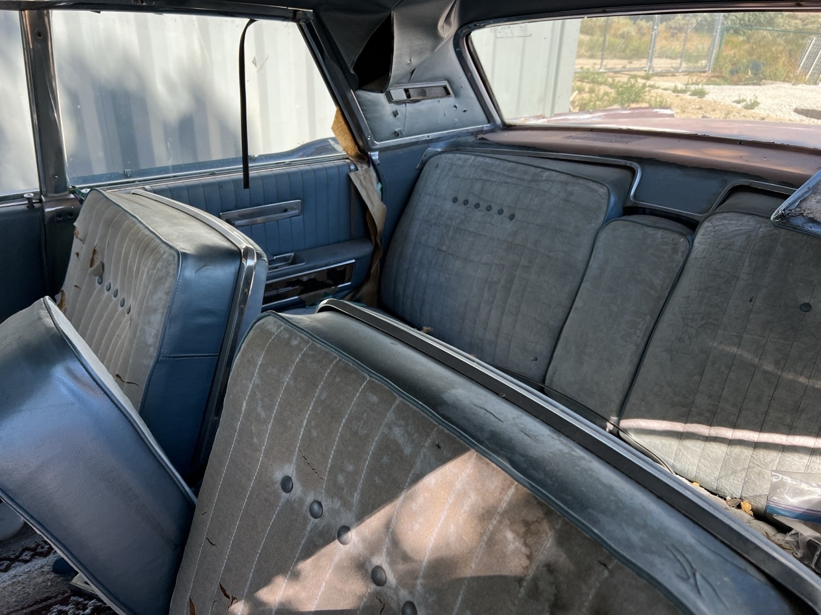 Lincoln-Continental-1964-12
